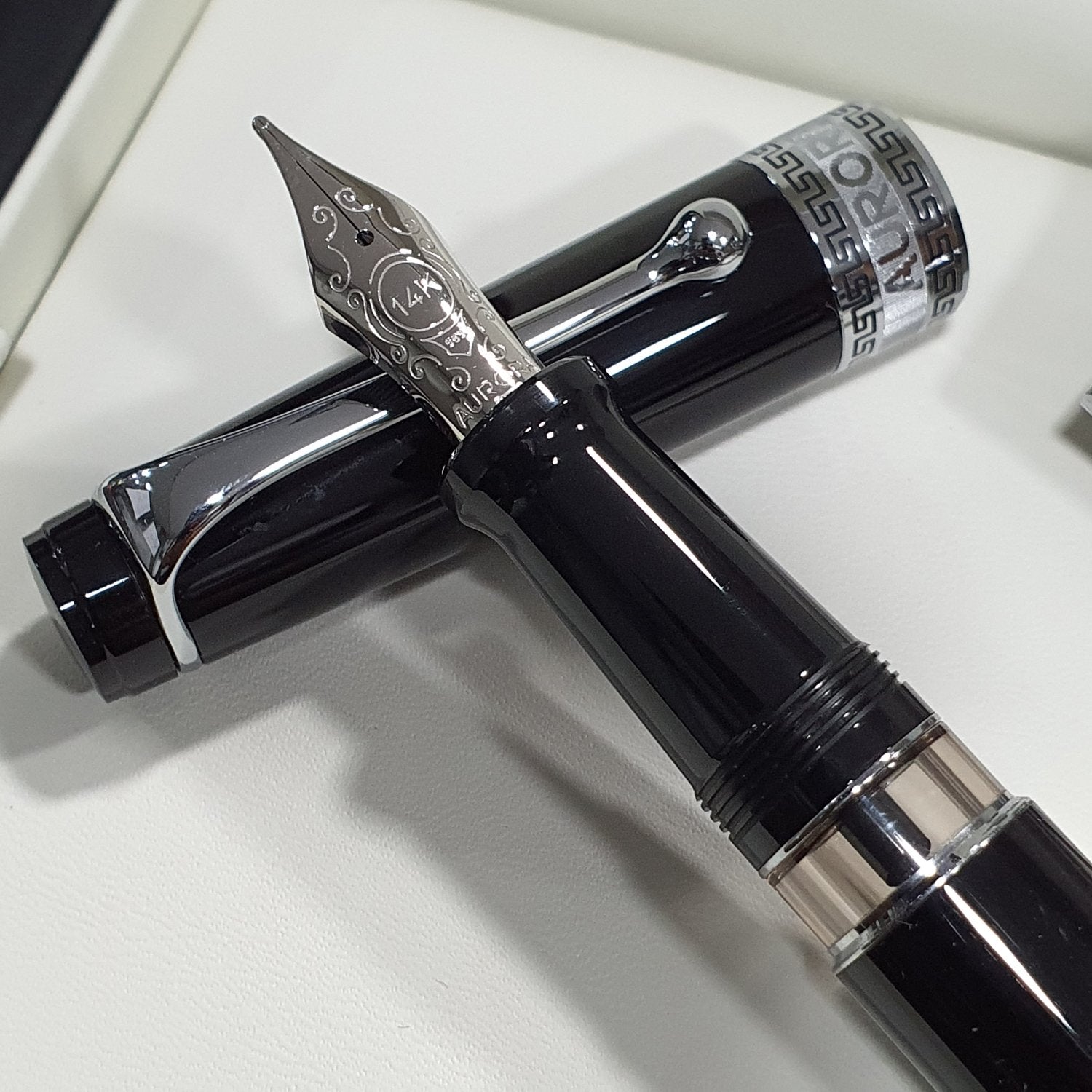Aurora Optima Black 14K Gold CT Fountain Pen