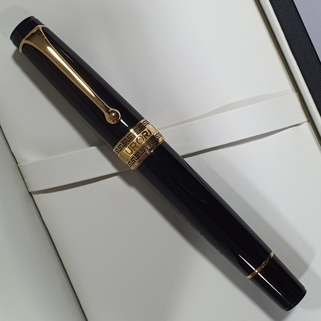 Aurora Optima Black 14K Gold GT Fountain Pen 997-N with ink reservoir