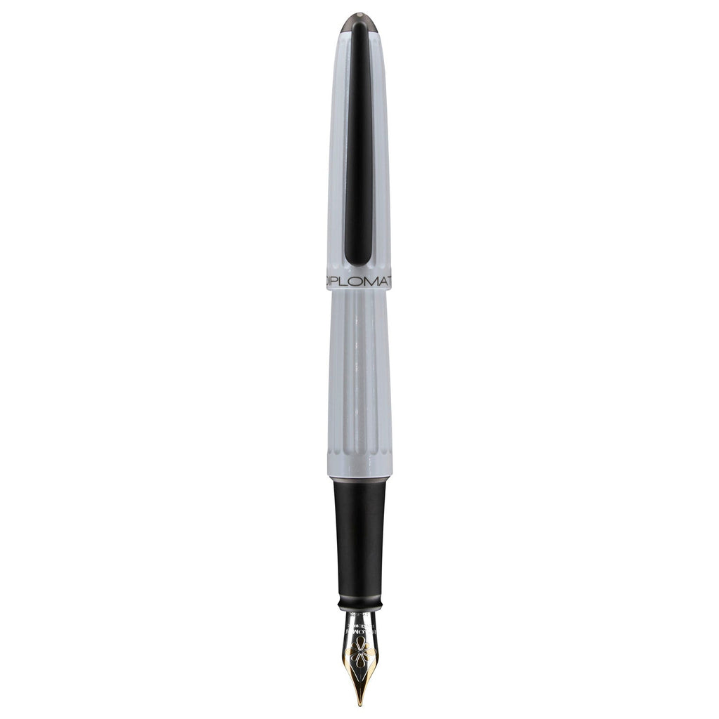 Diplomat Aero Pearl White 14CT Fountain Pen