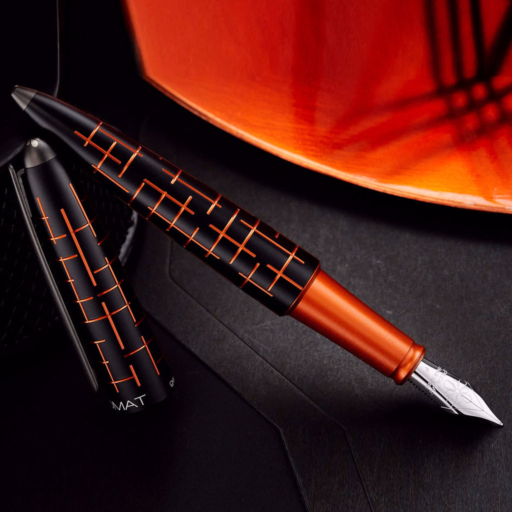 Diplomat Elox Matrix Black/Orange Fountain Pen