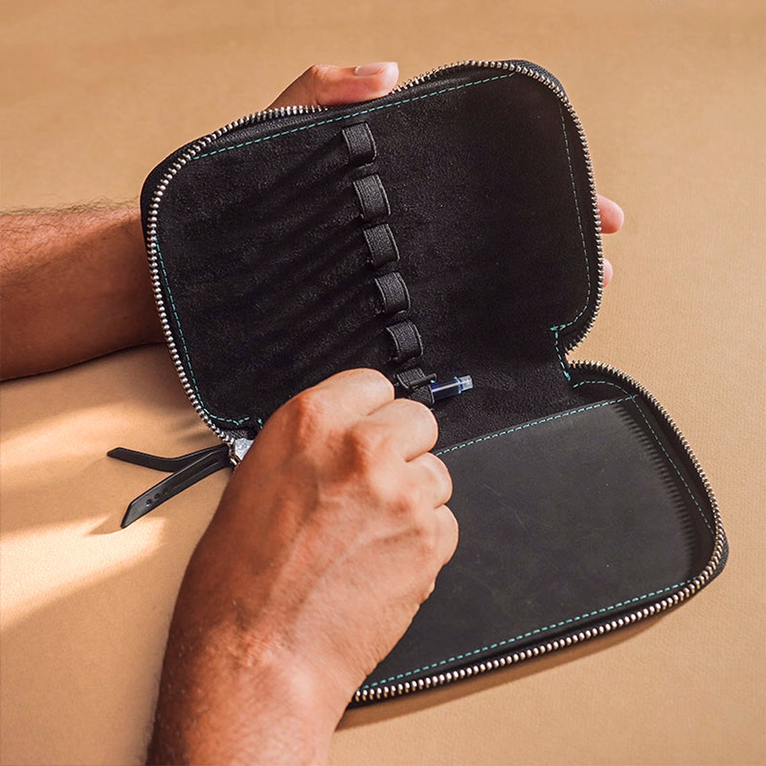 Endless Companion Five Pen Case (Black) ESCPBLK5P