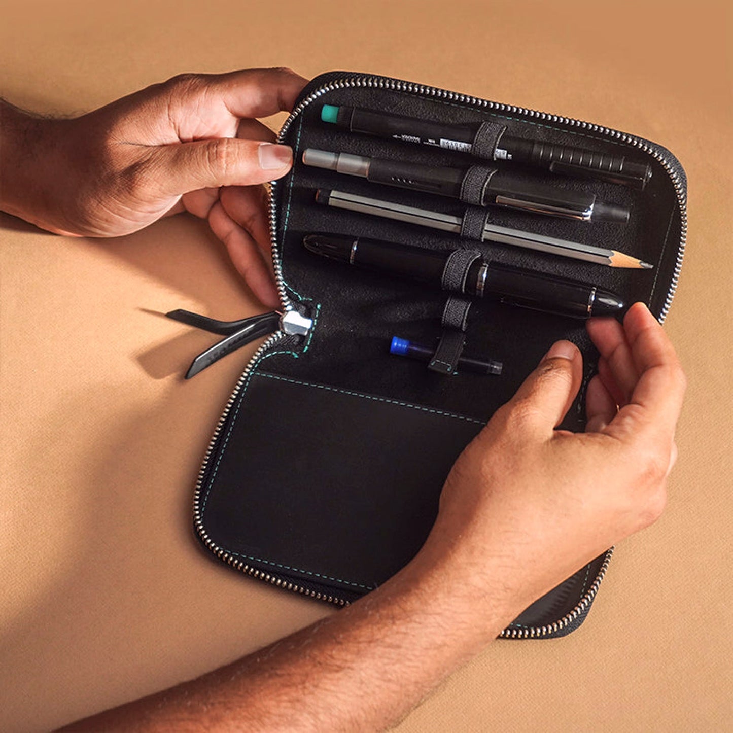 Endless Companion Five Pen Case (Black) ESCPBLK5P