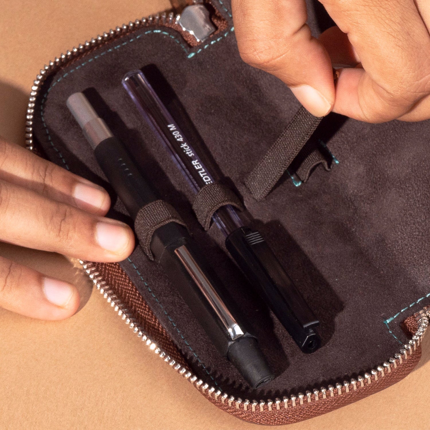 Endless Companion Two Pen Case (Brown) ESCPBR2P
