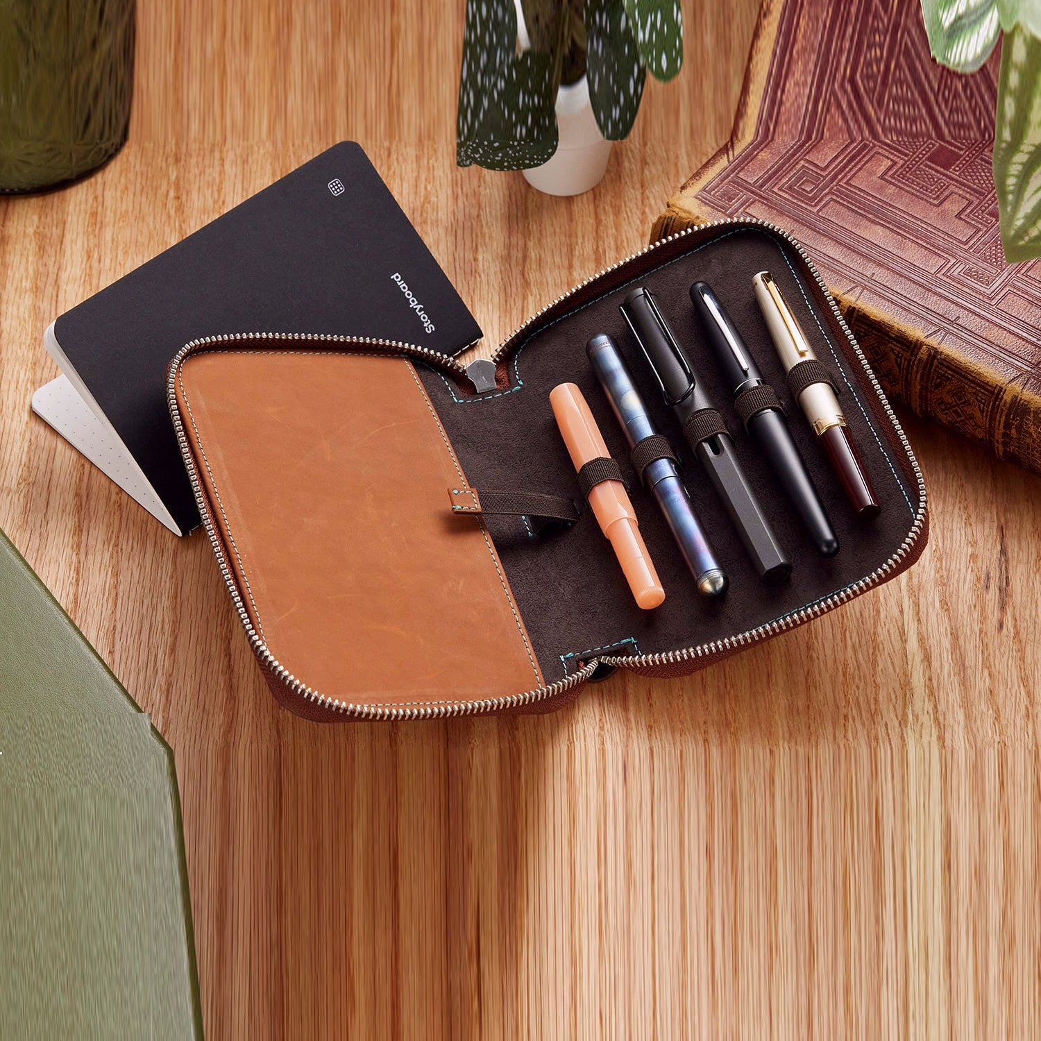 Endless Companion Five Pen Case (Brown) ESCPBR5P