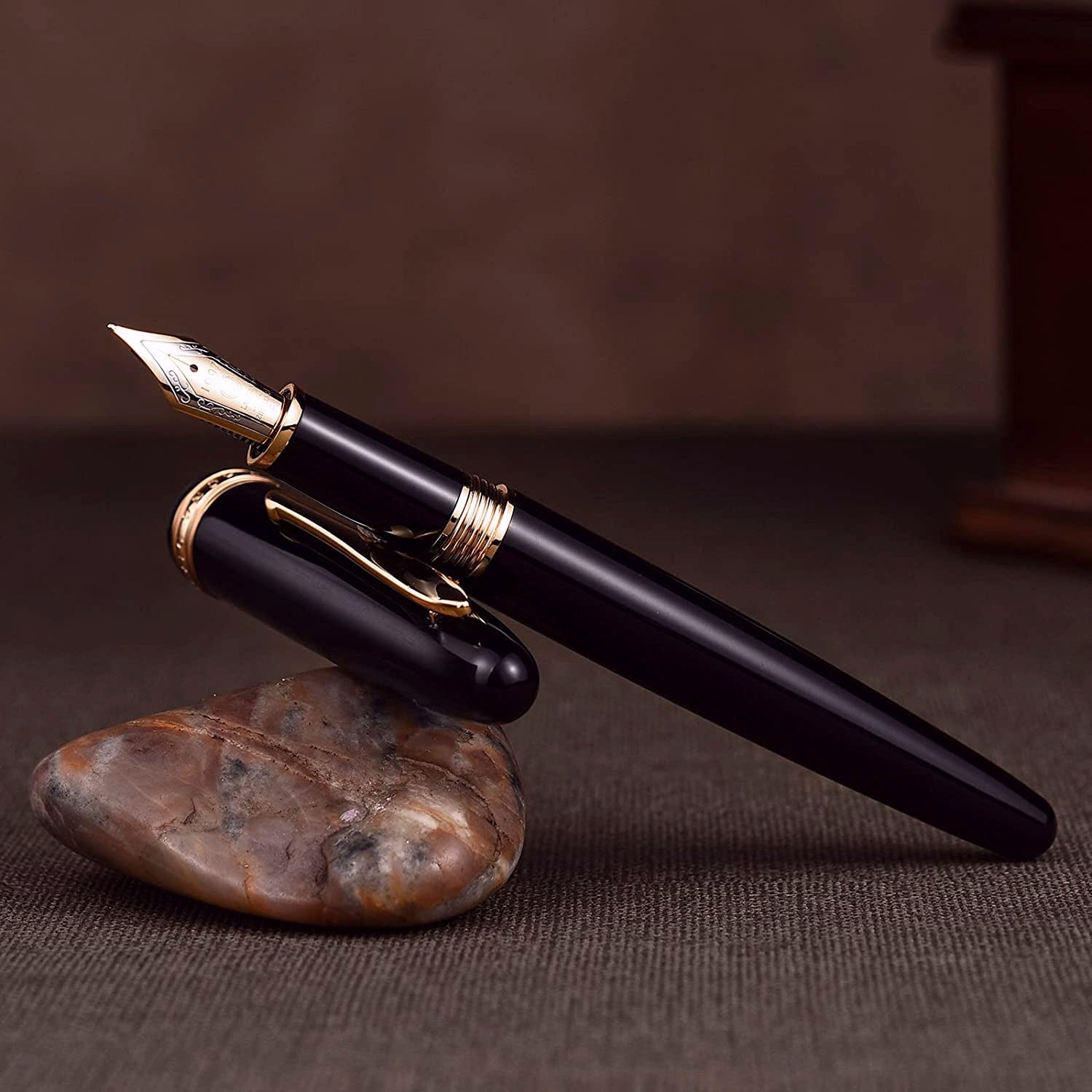 Hongdian 1841 Black Fountain Pen