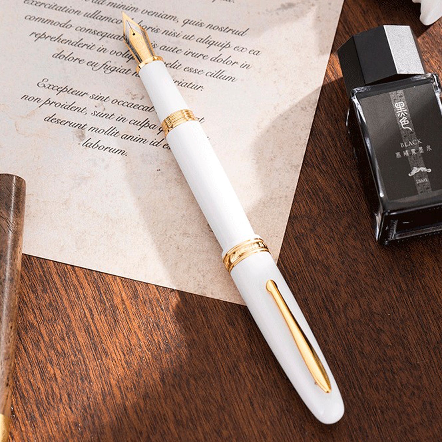 Hongdian 1841 White Fountain Pen