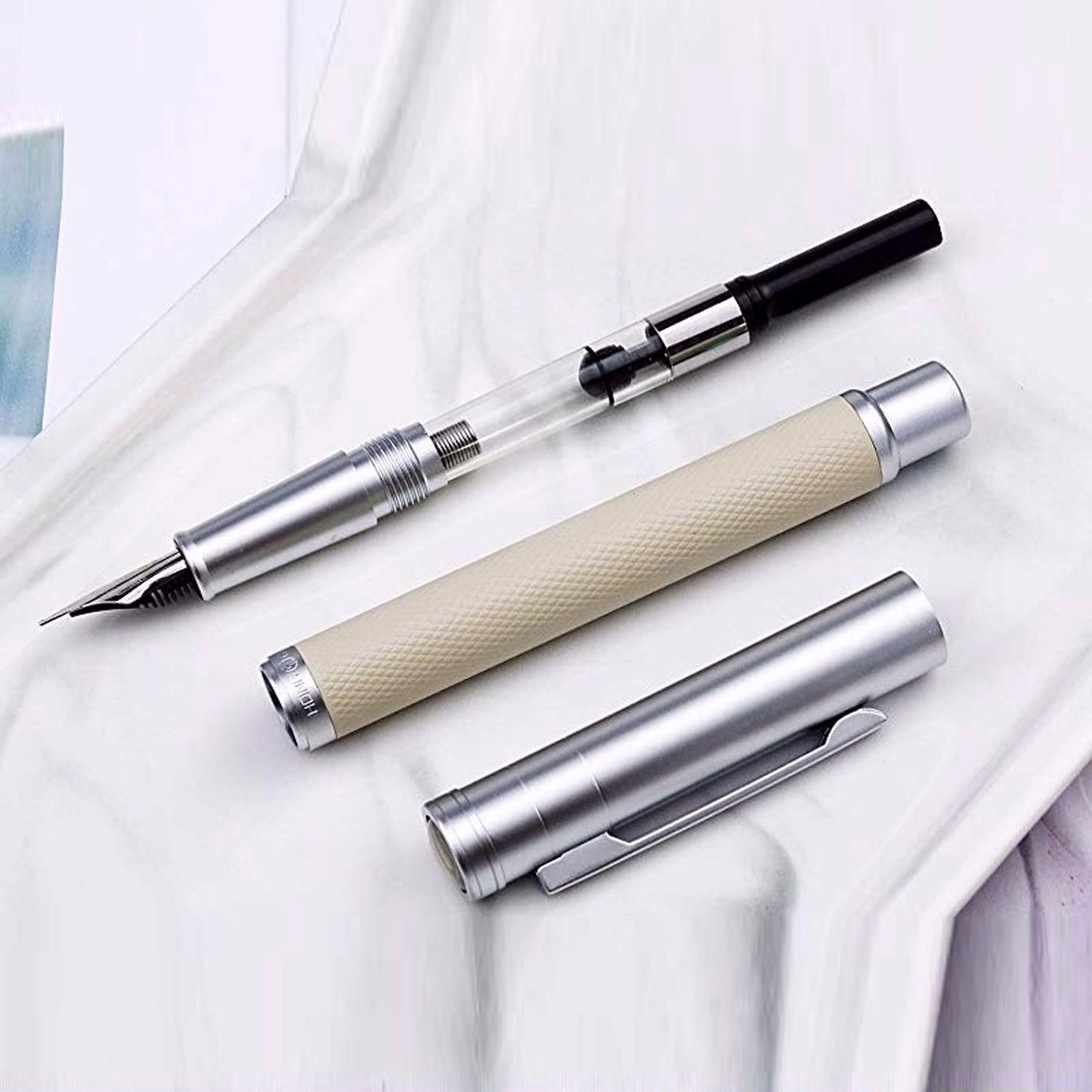 Hongdian 1850 White Fountain Pen