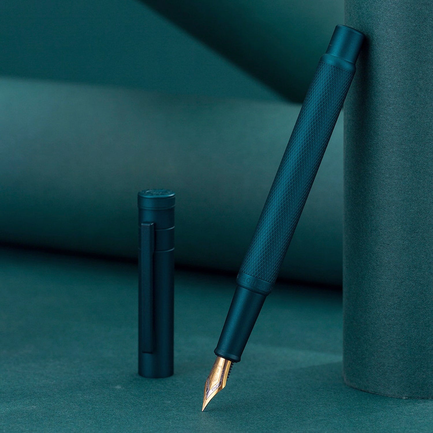 Hongdian 1851 Dark Green Fountain Pen