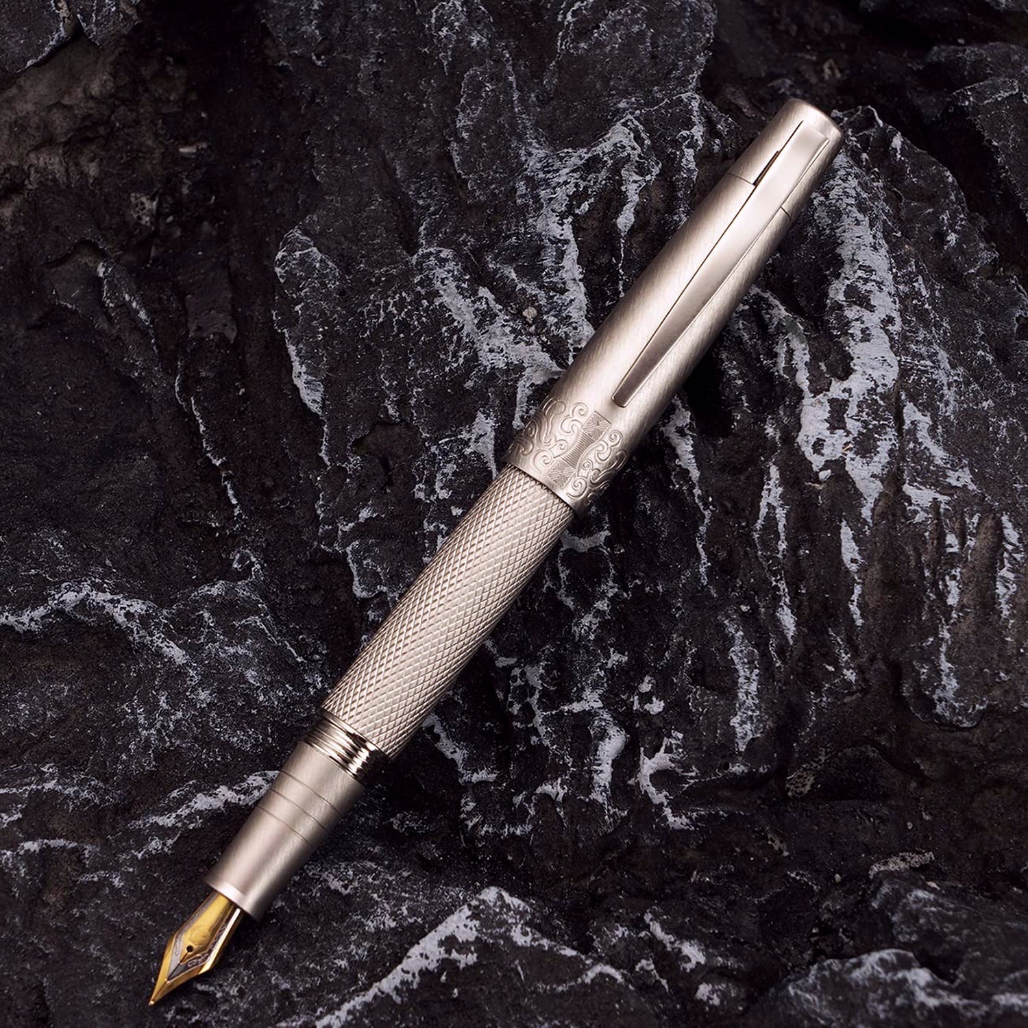 Hongdian 6013 Gun Metal Fountain Pen