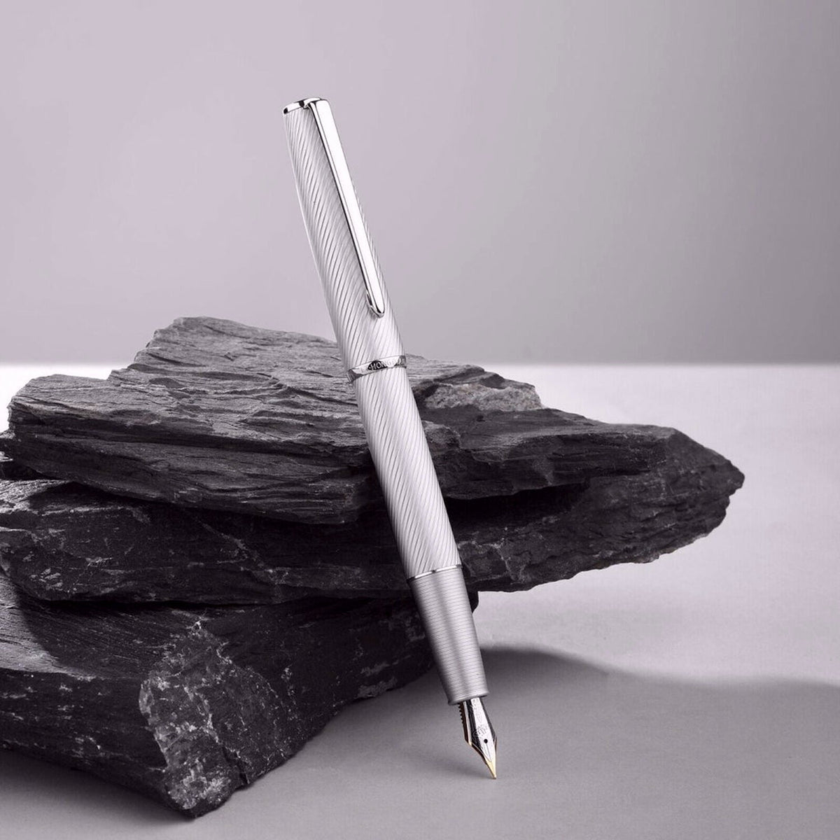 Hongdian A3 Meteor Silver Fountain Pen