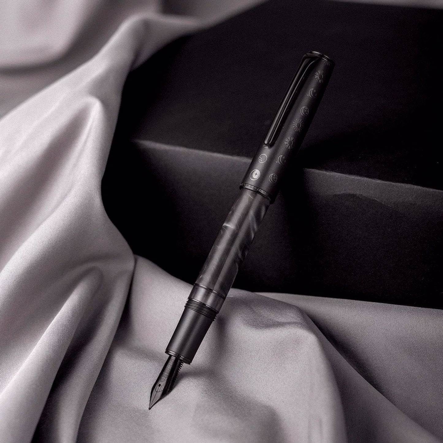 Hongdian N7 Grey Fountain Pen