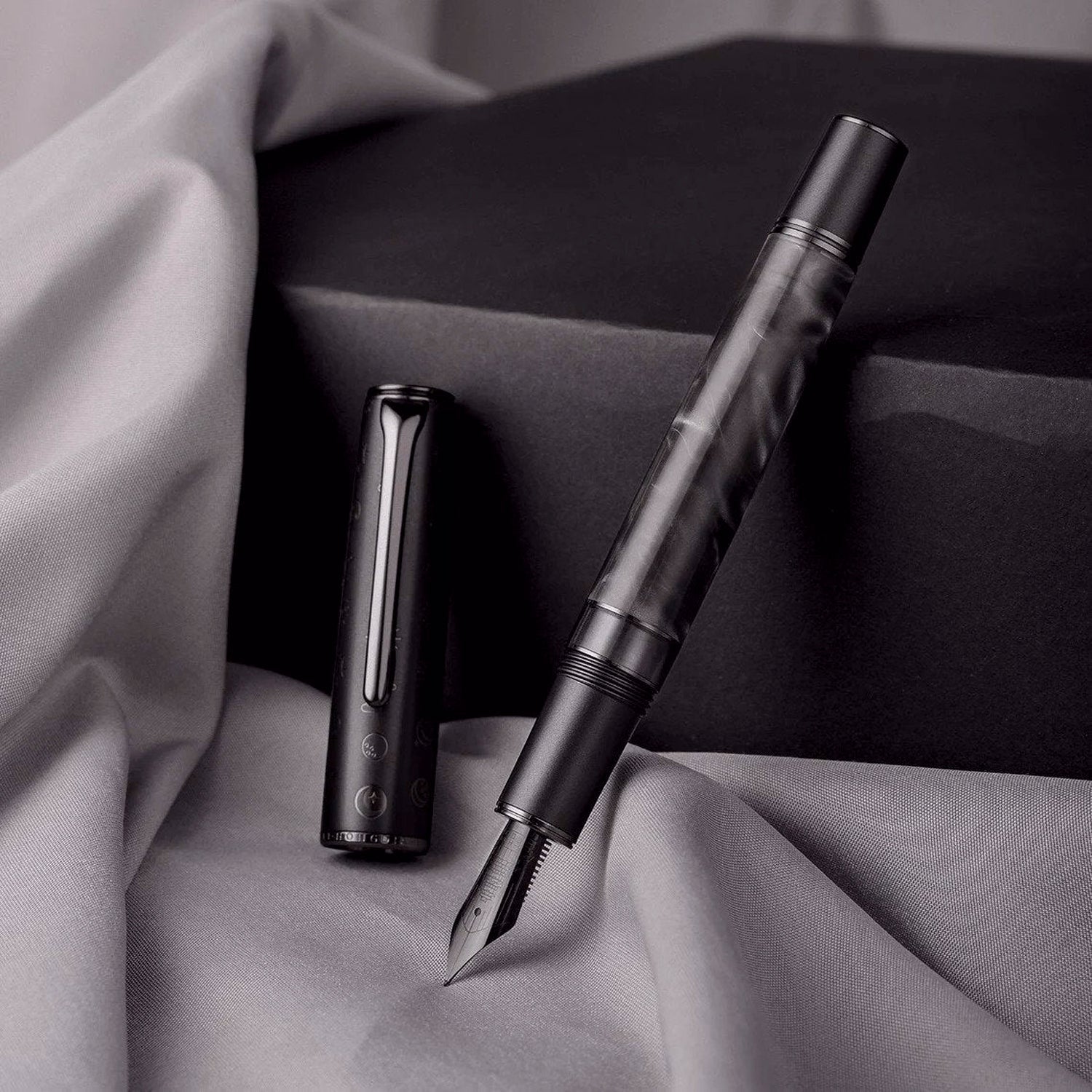 Hongdian N7 Grey Fountain Pen