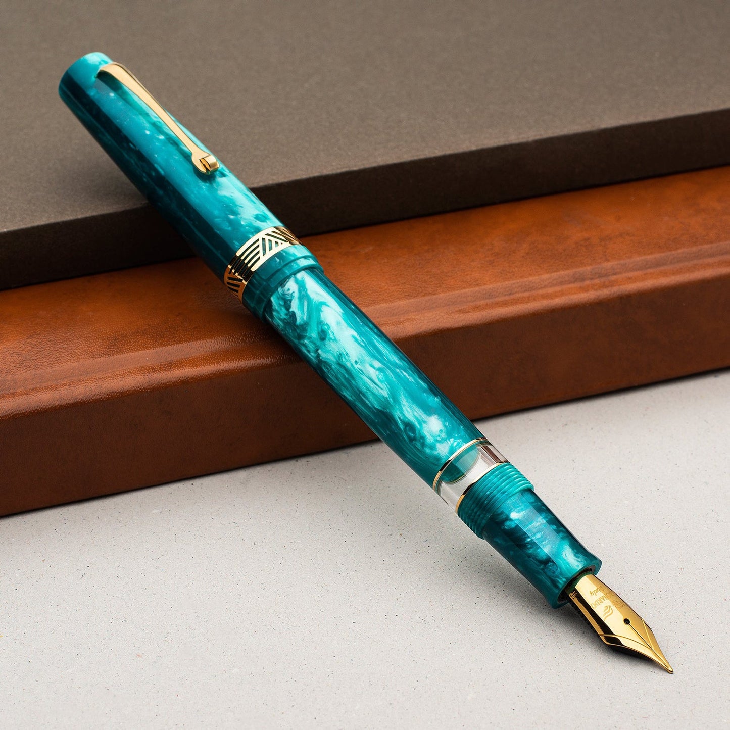 Leonardo Momento Magico Emerald CT Fountain Pen