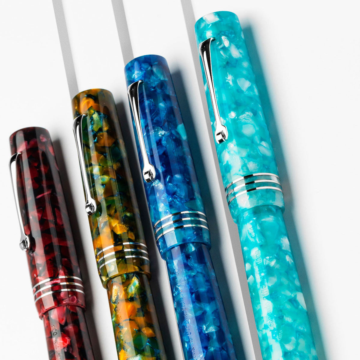 Leonardo Momento Zero Grande Fior D'Acqua CT Fountain Pen