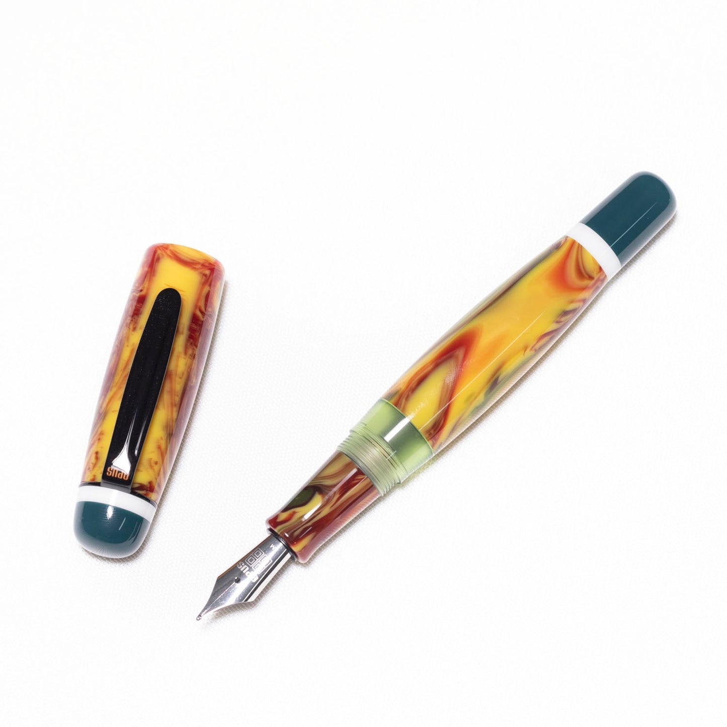 Opus 88 Bela Green Fountain pen