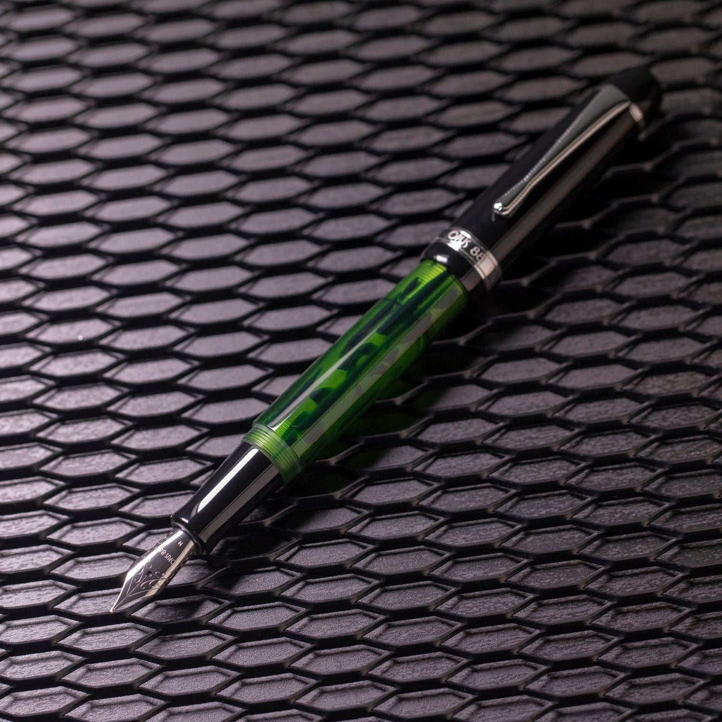 Opus 88 Jazz Green Fountain pen