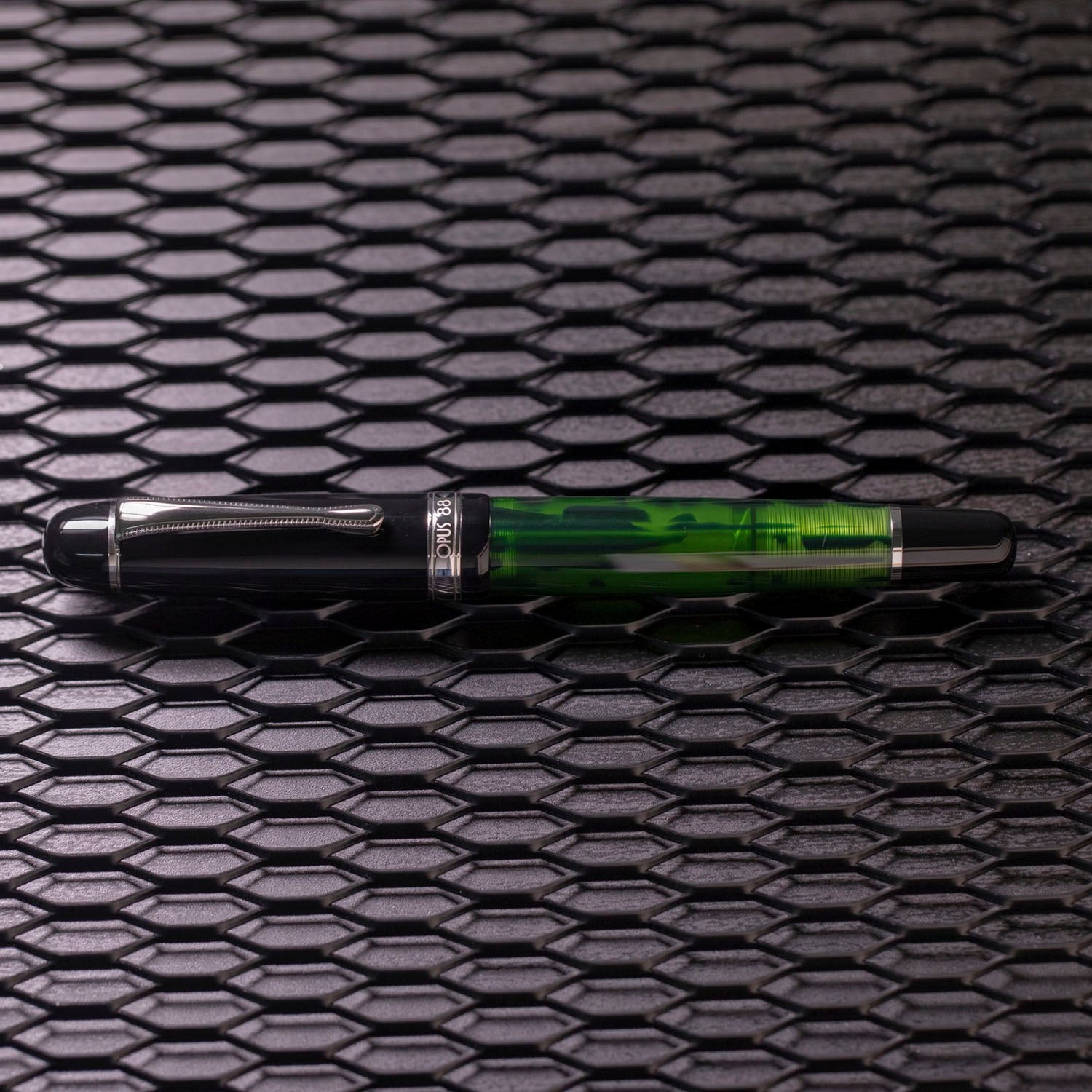 Opus 88 Jazz Green Fountain pen