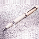 Opus 88 Jazz Solid White Fountain pen