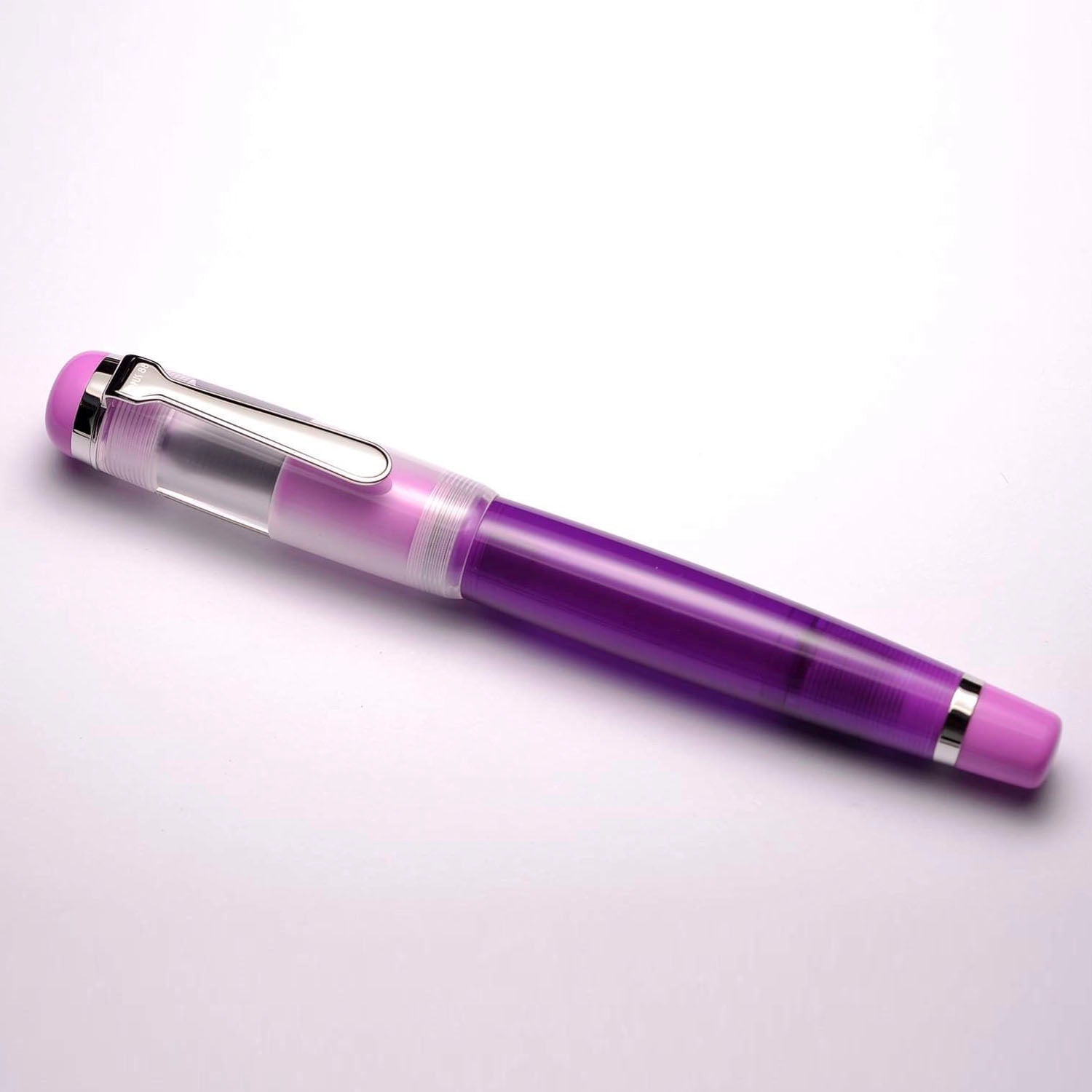 Opus 88 Omar Lipstick Fountain pen