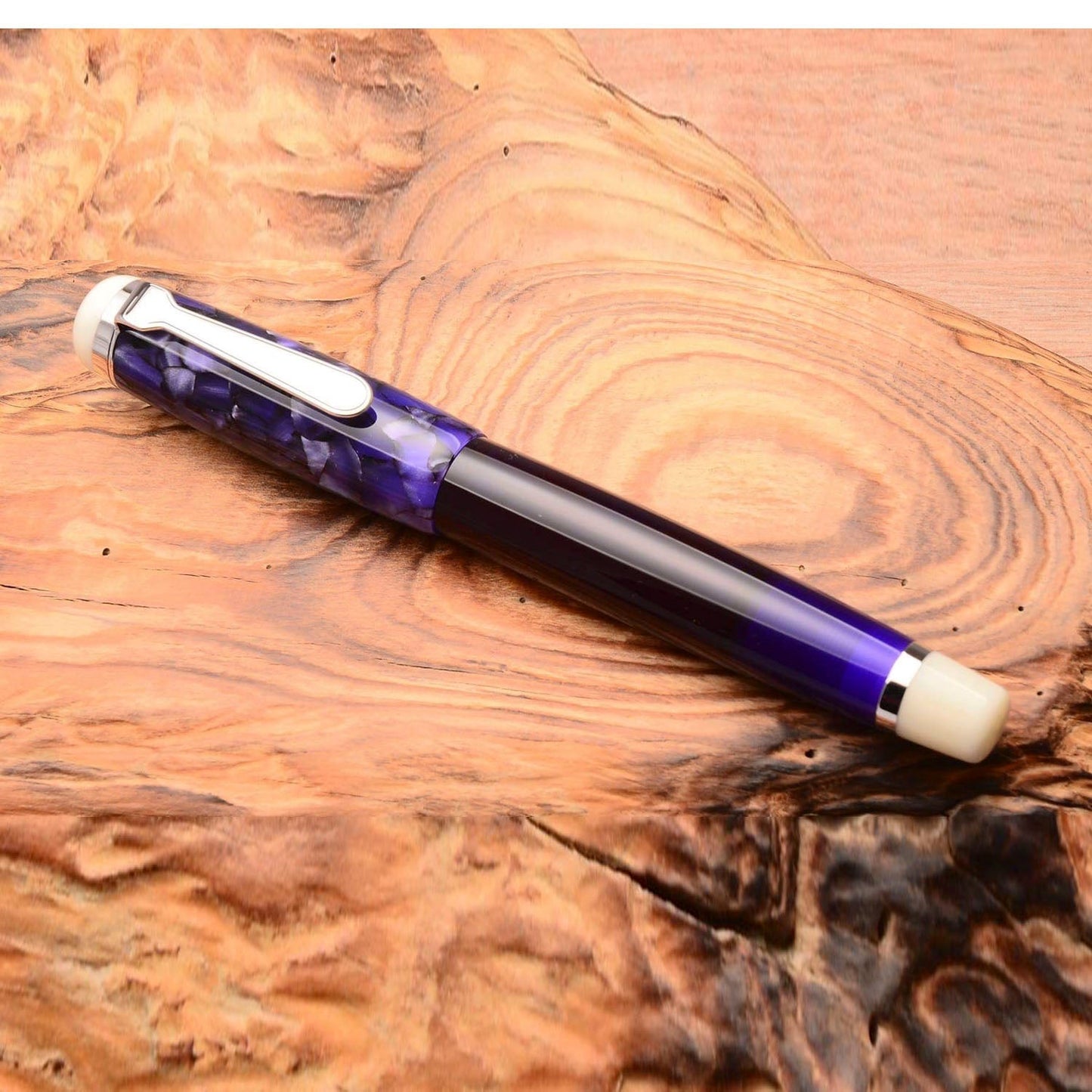 Opus 88 Omar Purple Fountain pen
