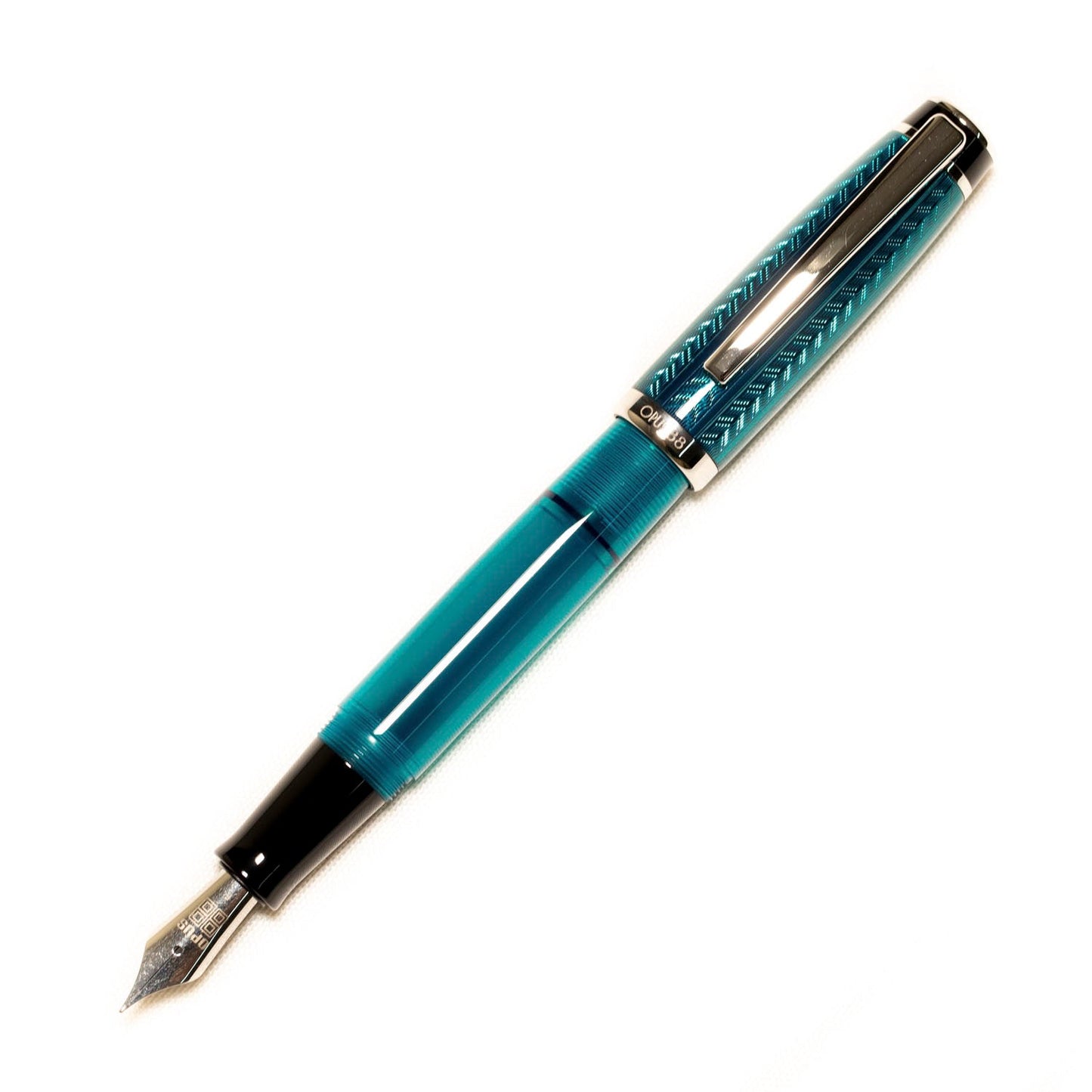 Opus 88 Opera Green Arrow Fountain pen