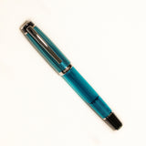 Opus 88 Opera Green Dot Fountain pen