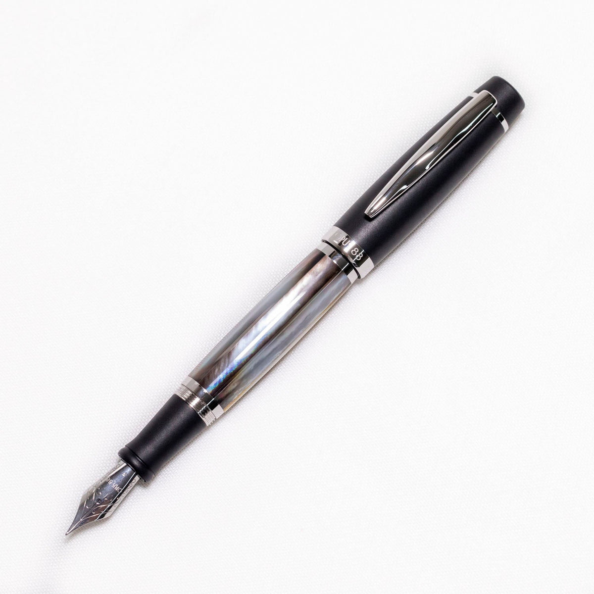 Opus 88 Shell Black Mother of Pearl Fountain pen