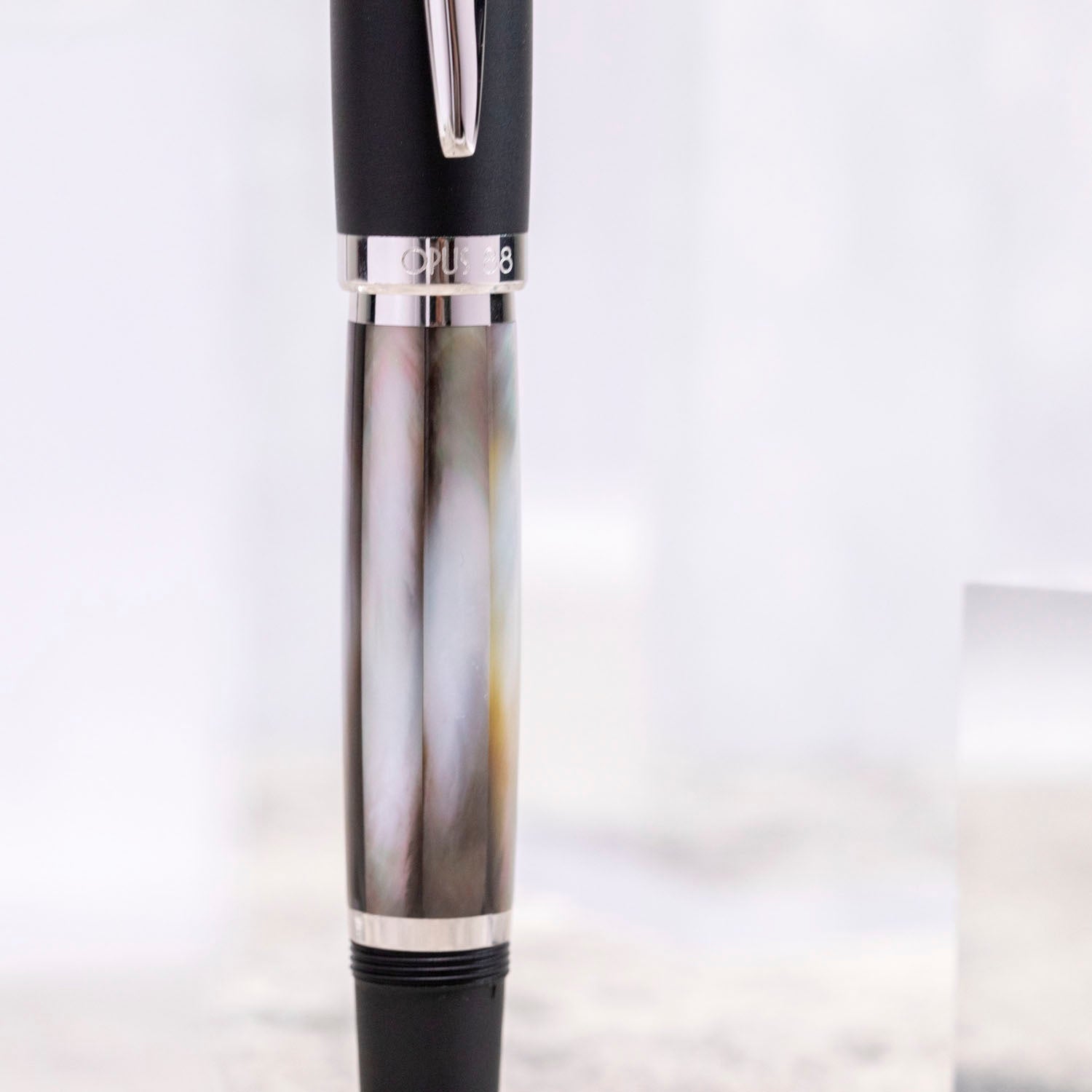 Opus 88 Shell Black Mother of Pearl Fountain pen