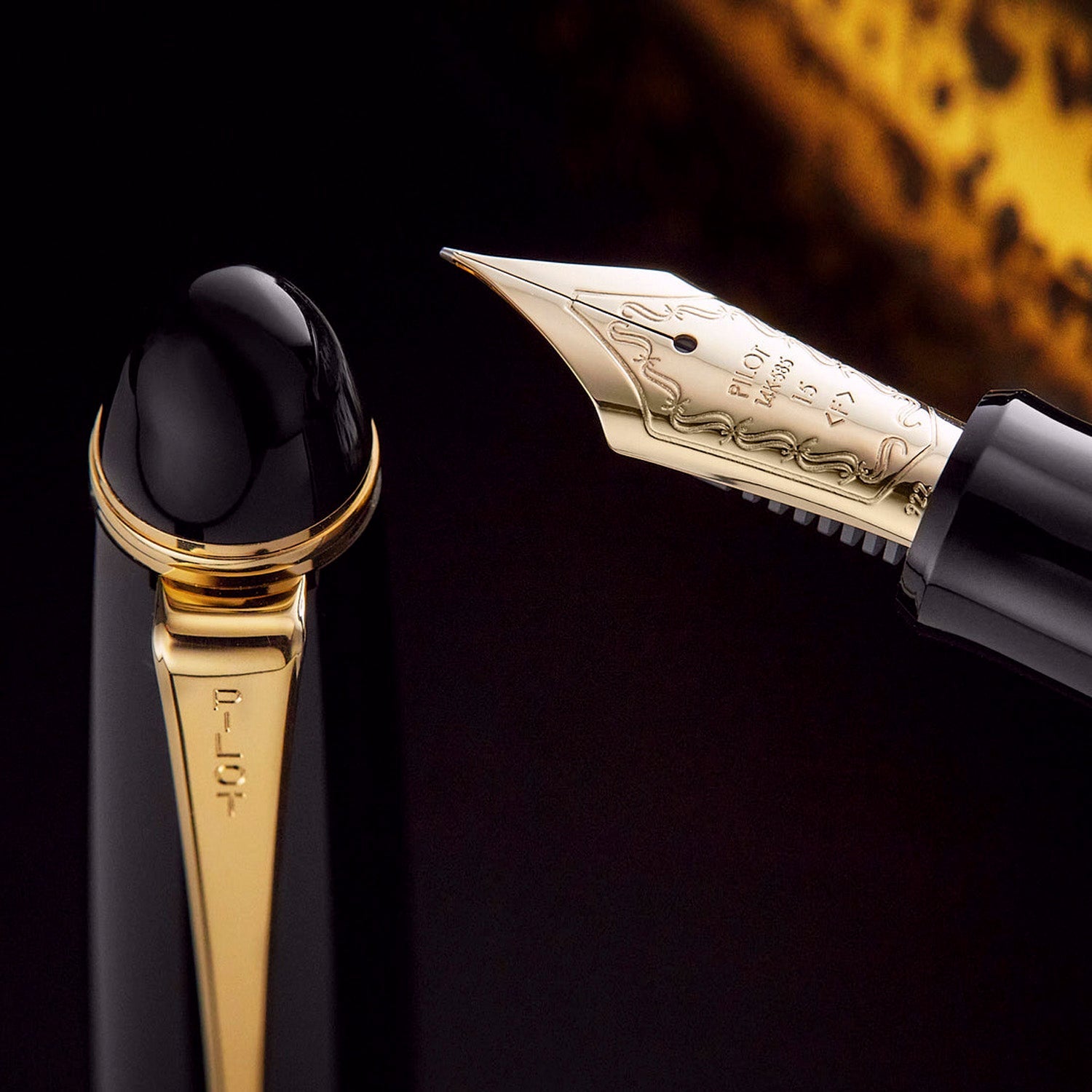 Pilot Custom 743 Black 14CT Fountain Pen
