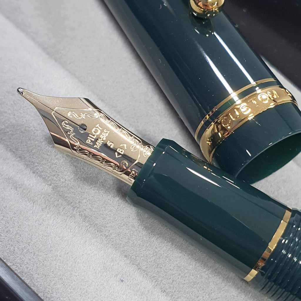Pilot Custom 74 - Dark Green GT - 14 Karat Gold Plated Nib Fountain Pen - Image 5