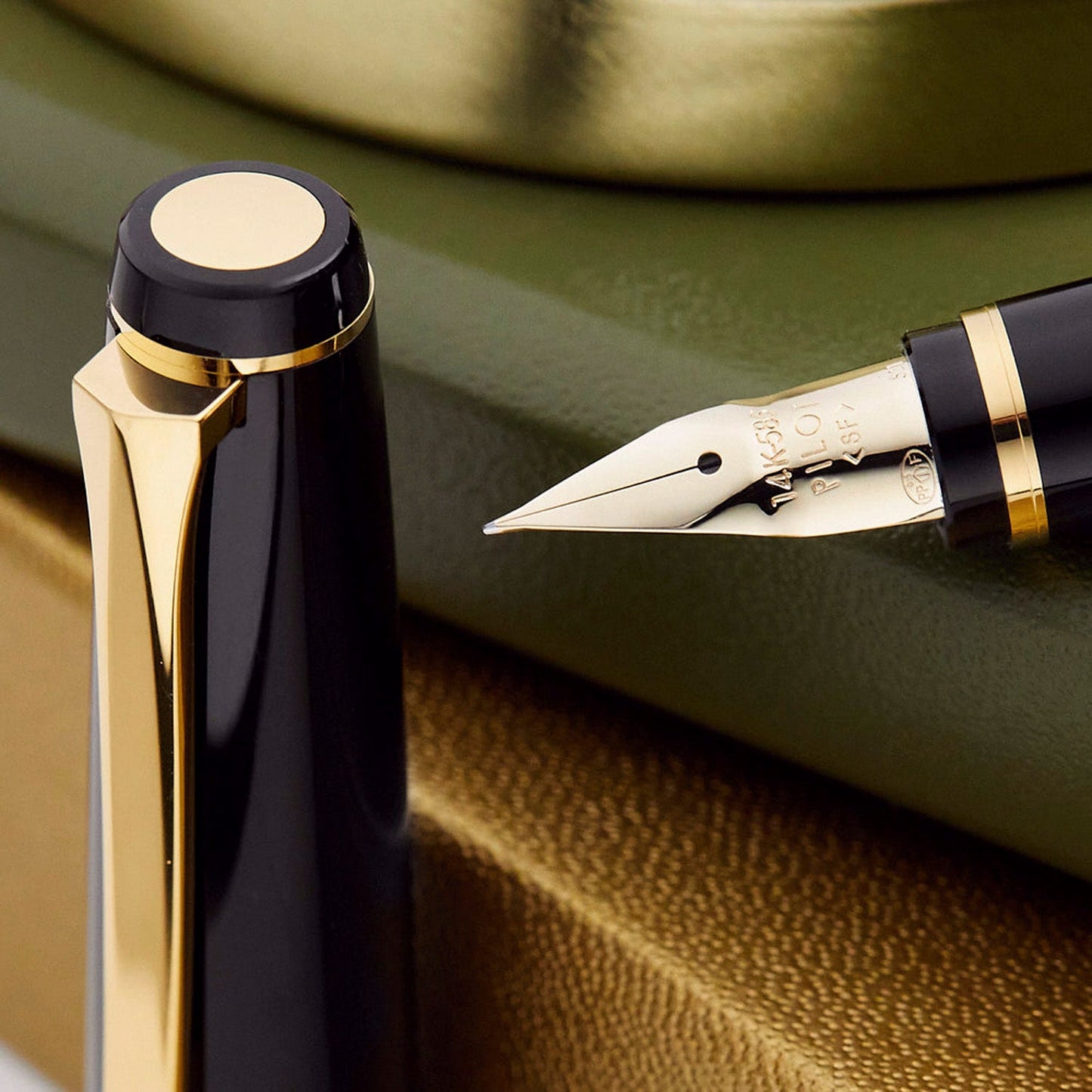 Pilot Falcon Black 14CT Fountain Pen