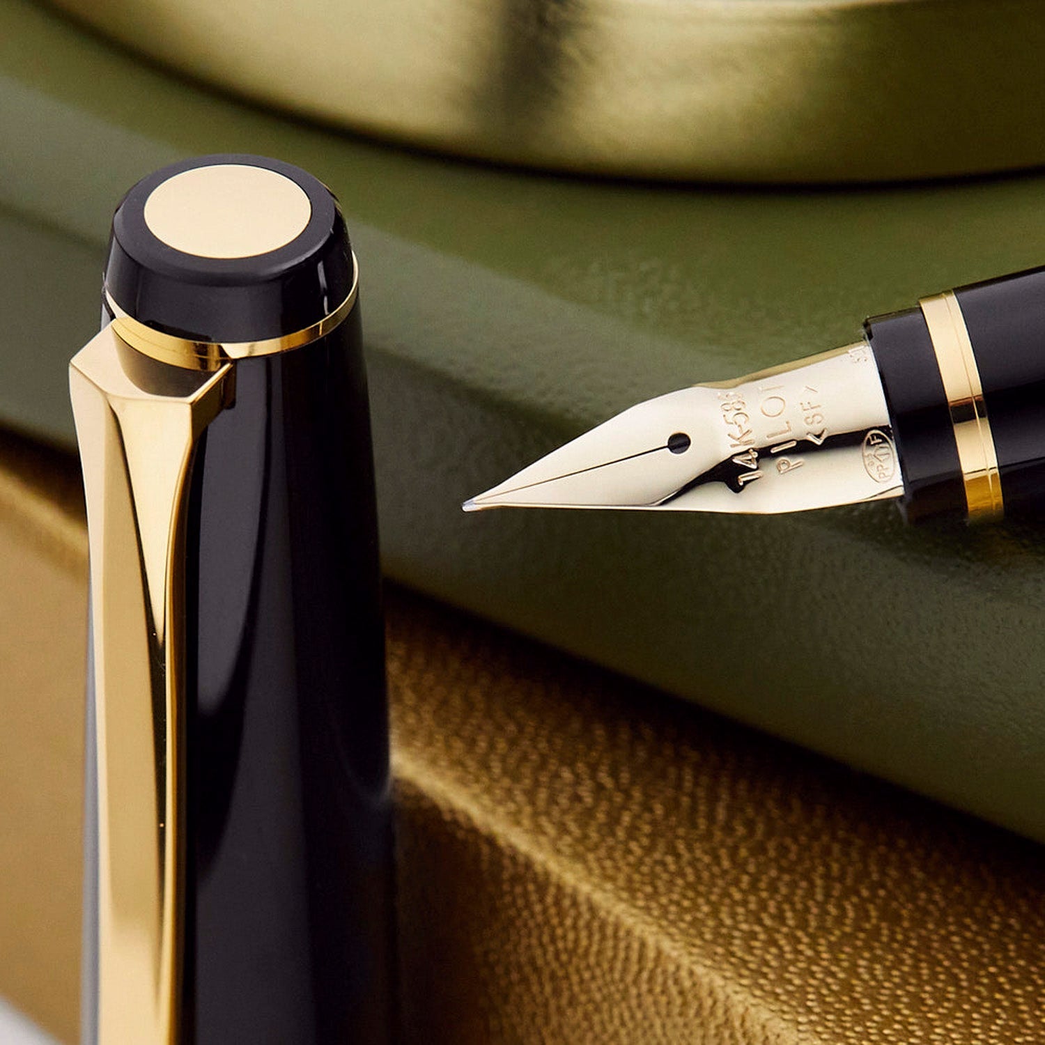 Pilot Falcon Black 14CT Fountain Pen