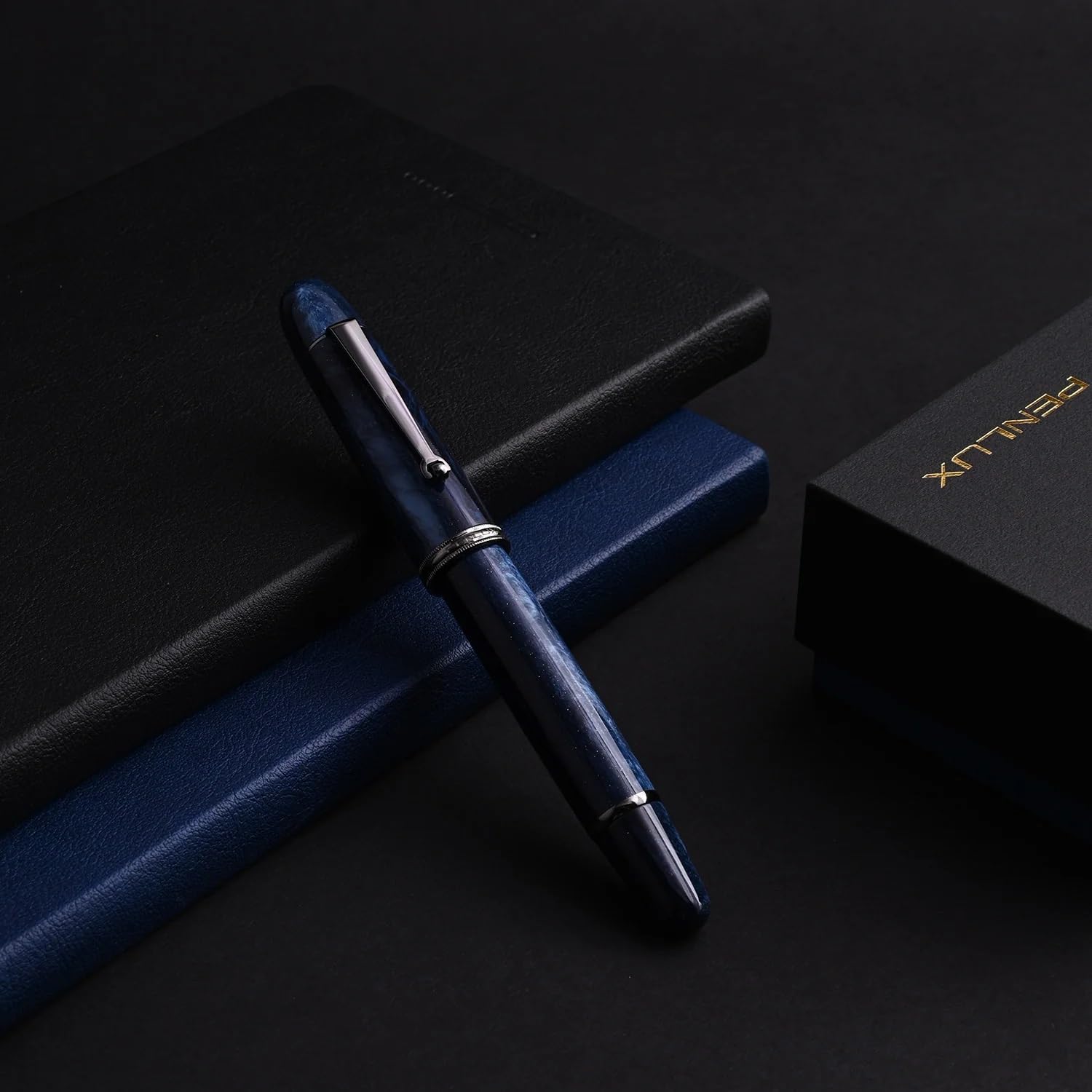 Penlux Masterpiece Delgado Firefly Fountain Pen