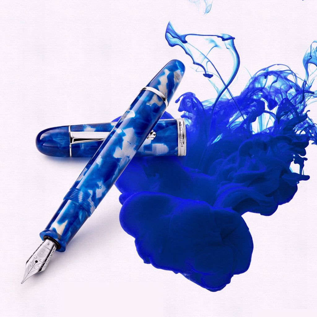 Penlux Masterpiece Grande Koi Blue/White CT Fountain Pen