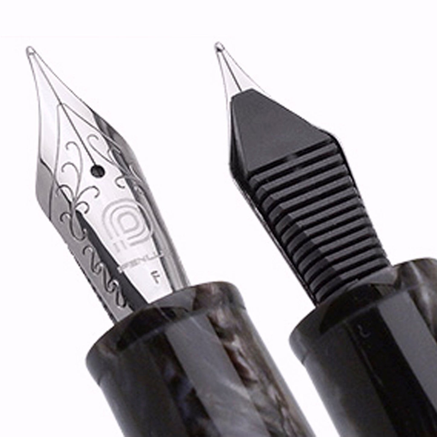 Penlux Masterpiece Grande Wave Black CT Fountain Pen