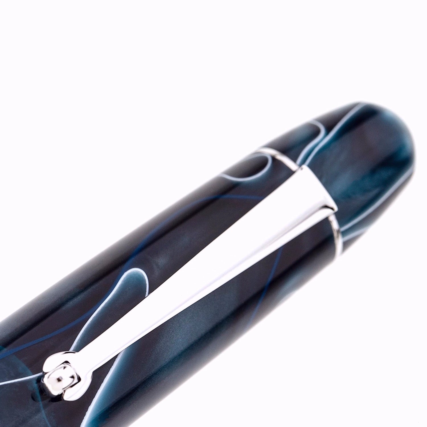 Penlux Masterpiece Grande Blue Swirl CT Fountain Pen