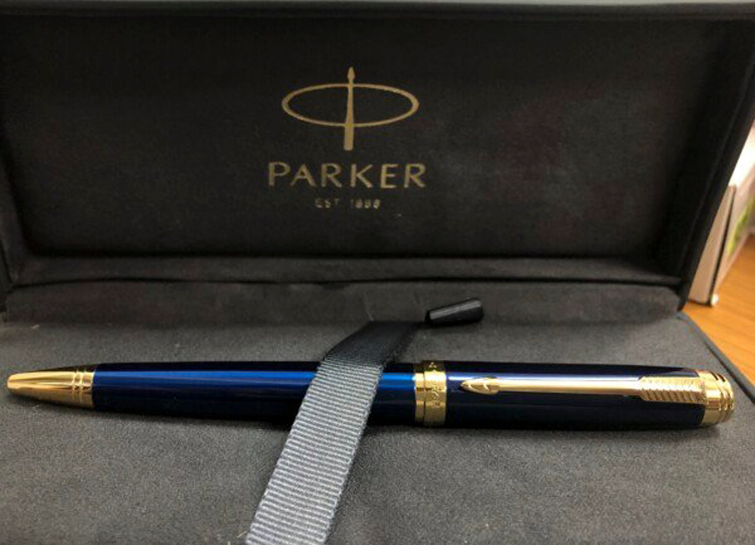 Parker Ambient Blue GT Ballpoint Pen 9000028539