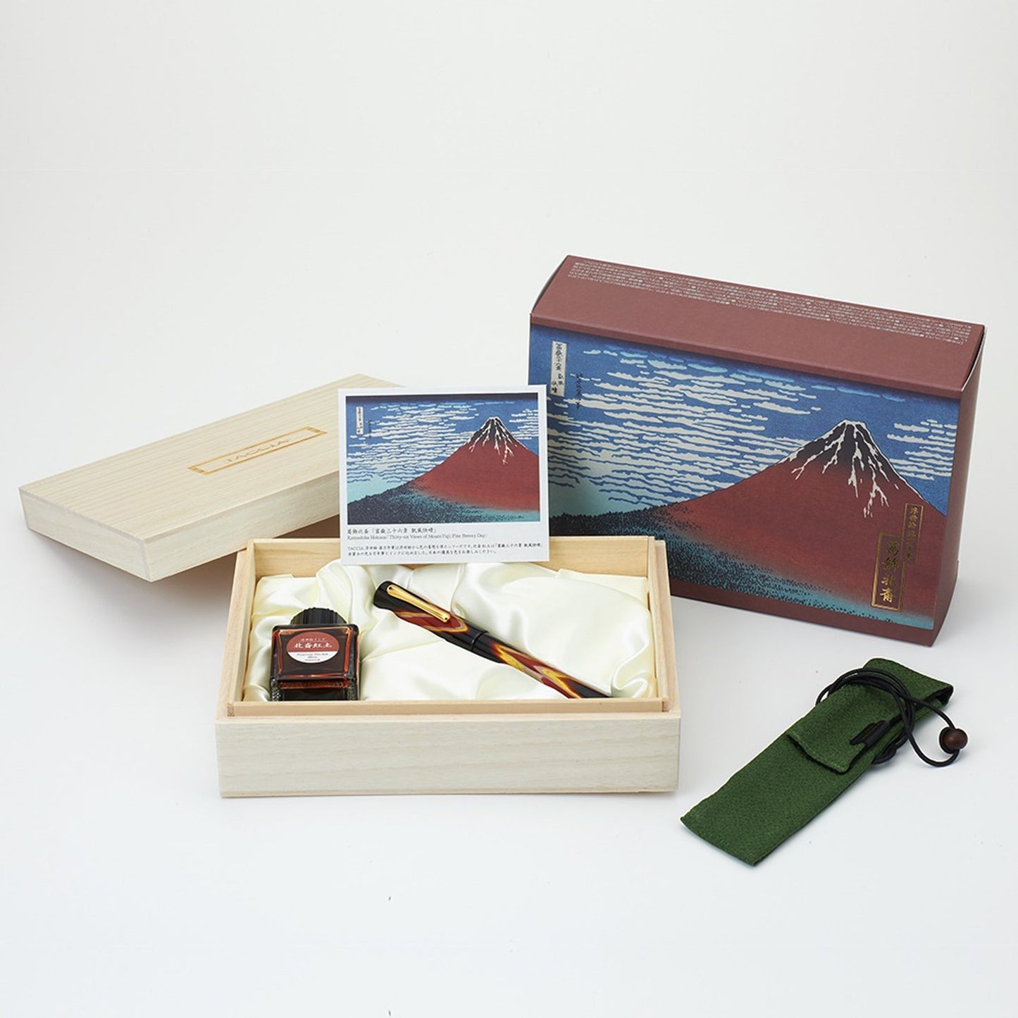 Taccia Ukiyo-e Urushi Hokusai Green Fountain Pen TF-004-GR (Limited Edition)